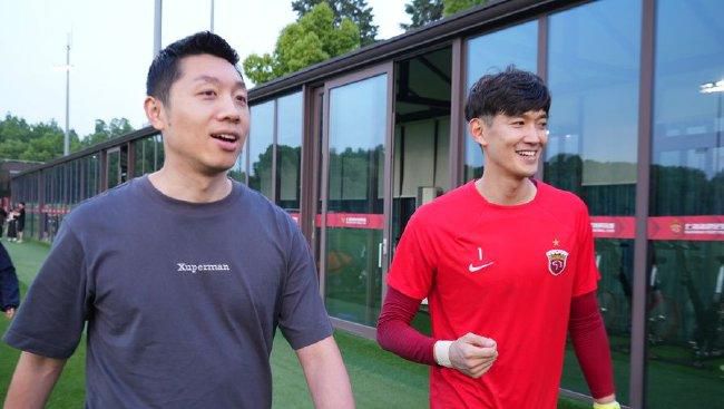 愿每一个人都能在亲密关系中守住自我、彼此尊重，愿所有暴力都能被警惕、被制止，这既是《危险关系》等现实题材作品的创作初心，也是全社会共同的情感期许。